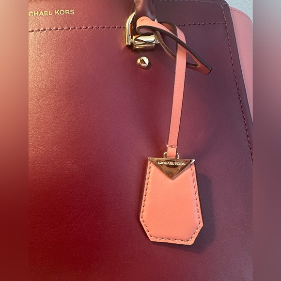 Michael Kors Benning Two-Tone Maroon and Pink Satchel Crossbody Bag NWOT - Picture 6 of 12